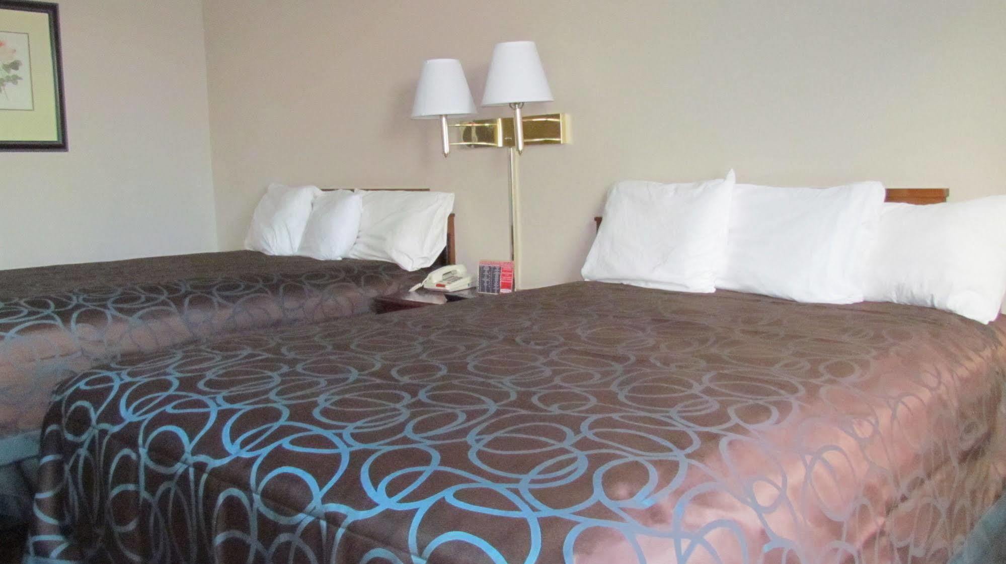 Days Inn & Suites By Wyndham Springfield Oh Ngoại thất bức ảnh