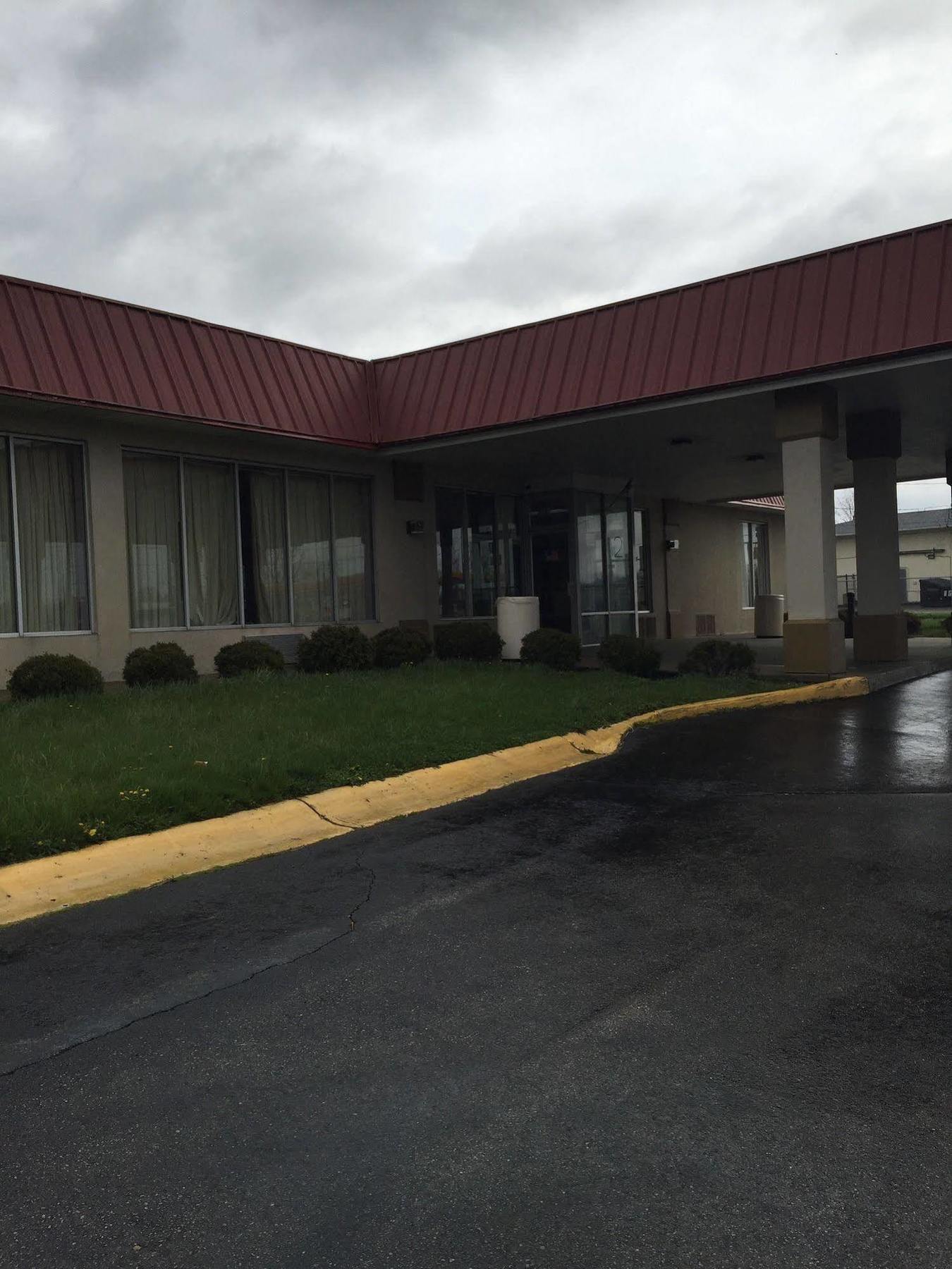 Days Inn & Suites By Wyndham Springfield Oh Ngoại thất bức ảnh